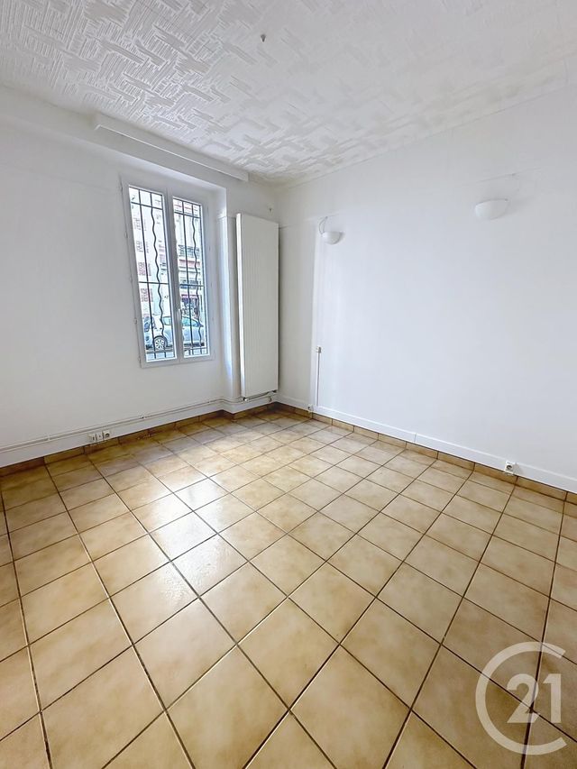 Appartement F3 à louer - 3 pièces - 41.94 m2 - LEVALLOIS PERRET - 92 - ILE-DE-FRANCE - Century 21 Anatole France